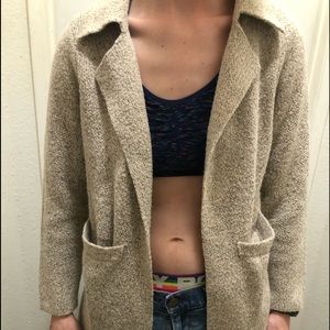 Sweater/cardigan